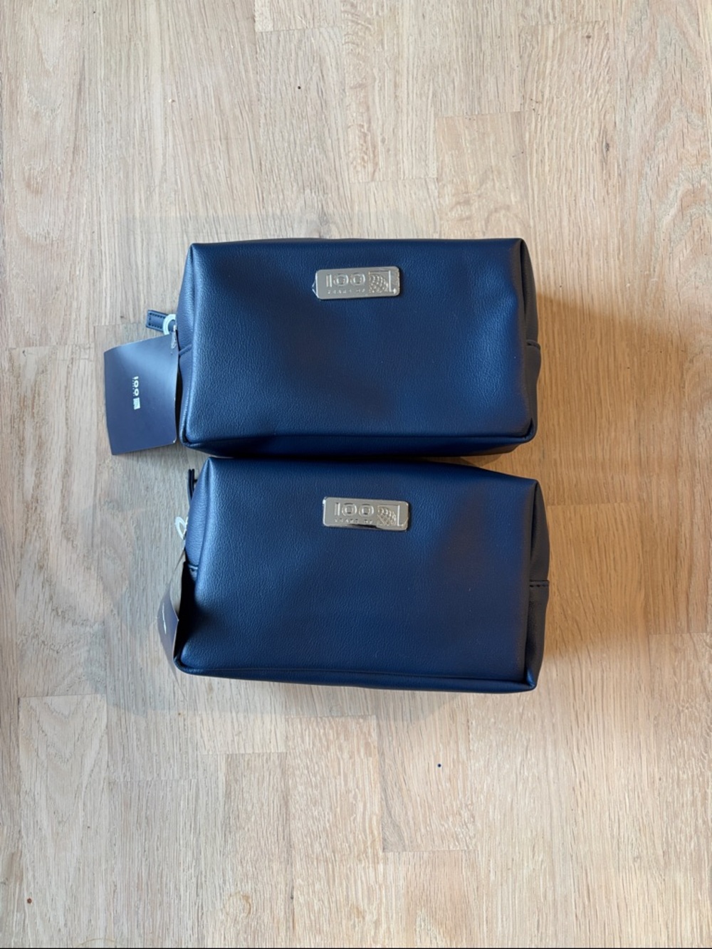 2 NWT United Airlines Polaris Business Class Luxury Amenity Kits (Perricone MD)